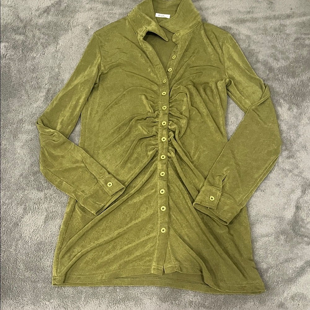 Mulla Green Button-Up Long Sleeve short dress